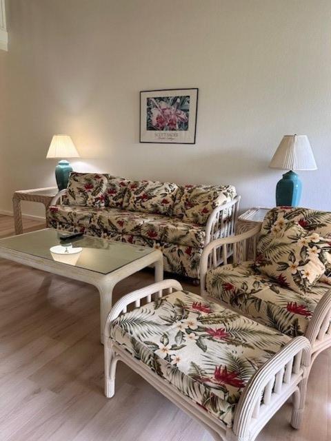 Deep Blue Condo カフク エクステリア 写真